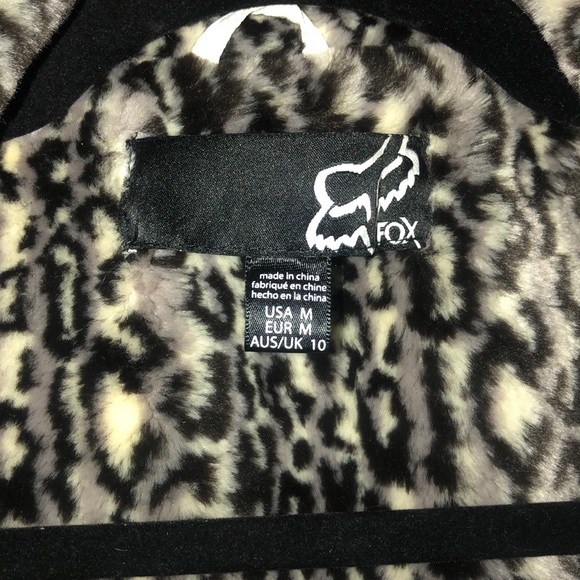 FOX faux fur insulated coat. - Picture 4 of 4